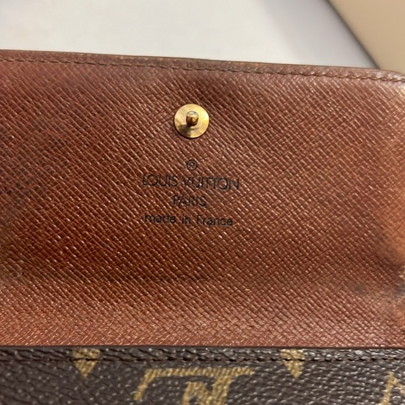 Authentic Louis Vuitton monogram wallet - Picture 11 of 16